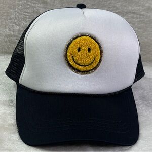 David & Young Snap Back Smiley Face Mesh Trucker Hat Black/White OS